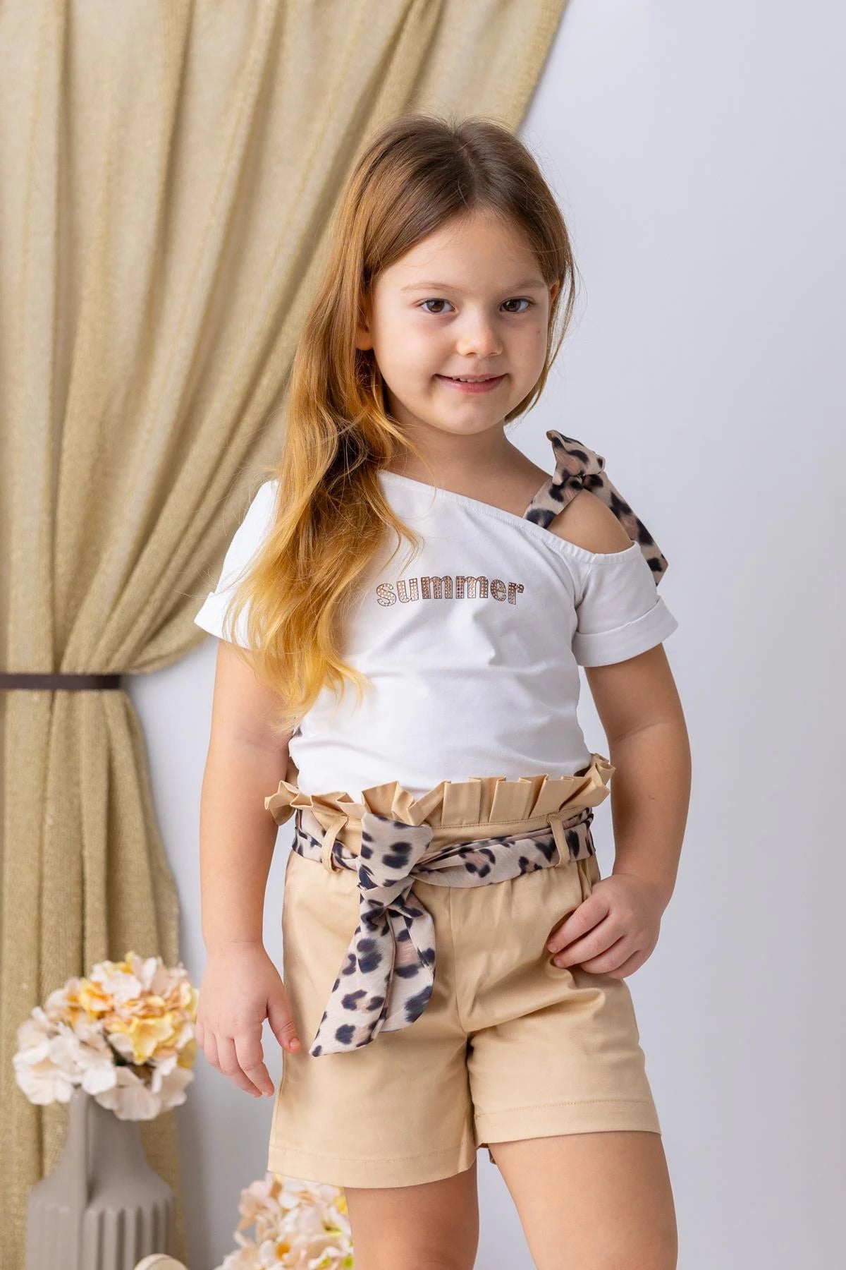 Kız Çocuk Yakası Yakası Fiyonk Detaylı T-shirt - 1